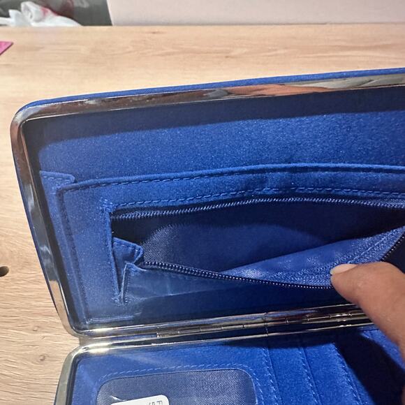 Ole Miss Rebels Collegiate Flat Wallet Card Slots Blue Red College University - Picture 5 of 7